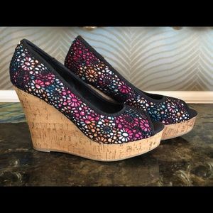 Platform wedge sandals